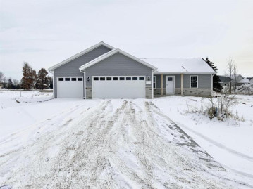 1555 Rotary Street, Waupaca, WI 54981