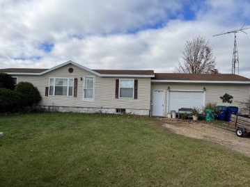 5974 County Road Ee, Amherst, WI 54406