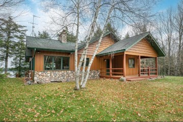 7302 Meadowland Point Rd, Land O Lakes, WI 54540