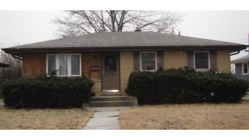 6715 N 78th St Milwaukee, WI 53223 by Redevelopment Authority City of MKE $105,500