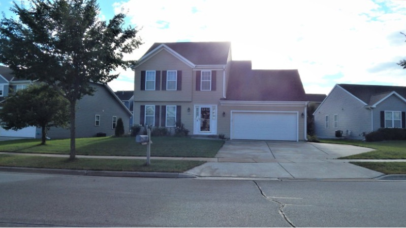 1555 Whitewater Dr West Bend, WI 53095 by Shorewest Realtors $369,000