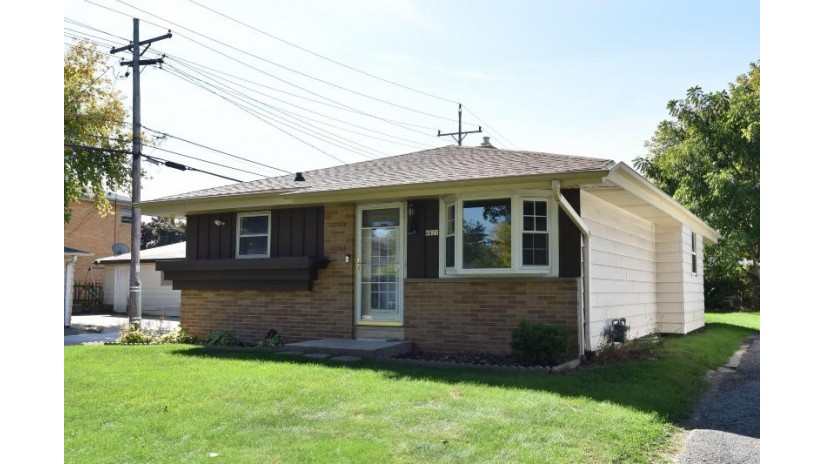 4821 N 88th St Milwaukee, WI 53225 by Realty Executives Integrity~Cedarburg $169,900