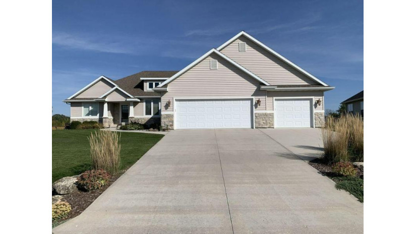 5031 Wild Meadow Dr Sheboygan, WI 53083 by Standard Real Estate Services, LLC $539,900