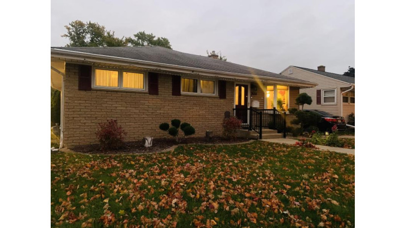 3656 S 82nd St Milwaukee, WI 53220 by Any House Realty LLC $254,900