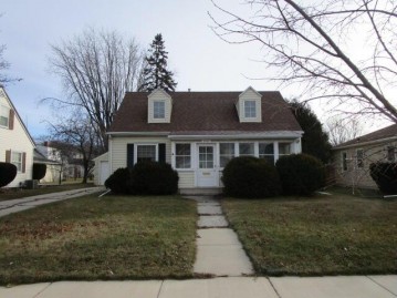 2409 Lincoln Ave, Two Rivers, WI 54241