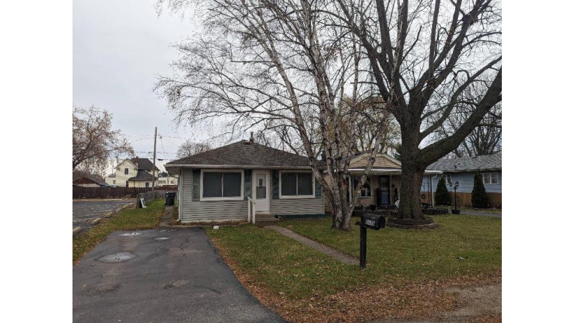 3015 Gates St Mount Pleasant, WI 53403 by Berkshire Hathaway HomeServices Metro Realty $1,250