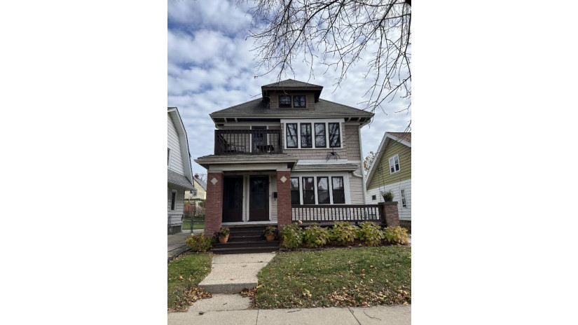 1544 N 59th St 1546 Milwaukee, WI 53208 by Immobilien Realty, LLC $339,900