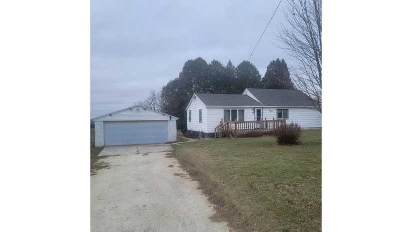 3506 N County Road J Cato, WI 54230 by RE/MAX Port Cities Realtors $134,000