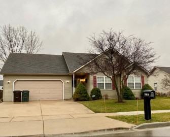 8717 Queensbury Ln, Sturtevant, WI 53177-2956