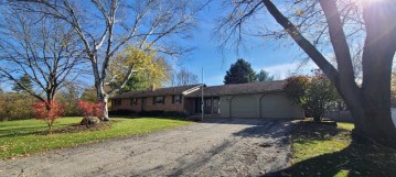 414 W Pershing Street, Stillman Valley, IL 61084