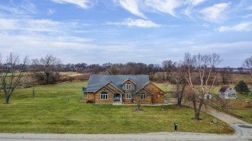 8712 E Kelly Road, German Valley, IL 61039