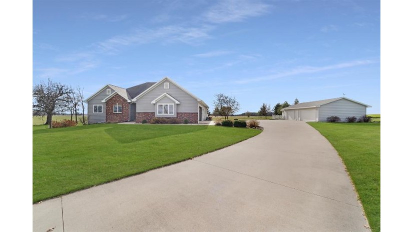 3797 Brooks Road Oshkosh, WI 54904 by Coldwell Banker Real Estate Group $534,900
