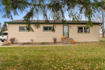 4083 Humboldt Road, Humboldt, WI 54311-9547