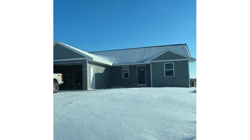 3200 S Weiler Road Kaukauna, WI 54130 by Score Realty Group, Llc $343,591