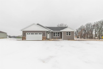 113 Cardinal Way, Ridgeway, WI 53582