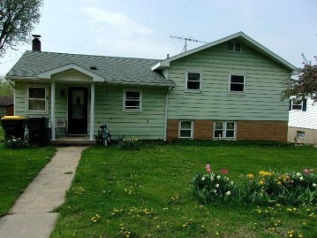 1022 E Bluff St, Cassville, WI 53806-0000