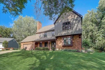 7301 Whitacre Rd, Madison, WI 53717