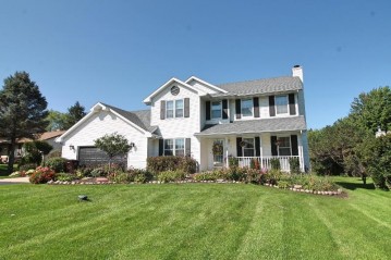 5209 N Grandeur Dr, Harmony, WI 53563