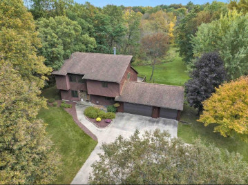 645 Timber Drive, Waupaca, WI 54981