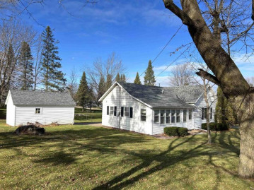 712 South 3rd Avenue, Edgar, WI 54426