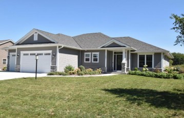 1000 Meadow View Ct, Twin Lakes, WI 53181-8931