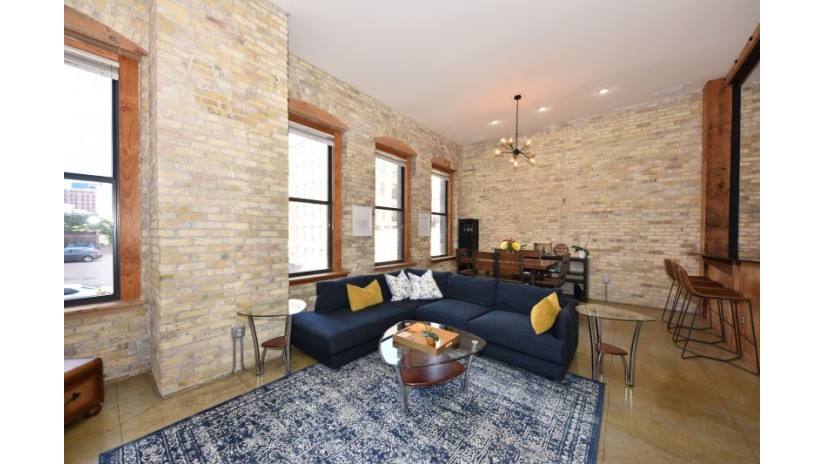 773 N Water St 21 Milwaukee, WI 53202 by Shorewest Realtors $289,900