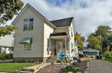 1827 N Wisconsin St, Racine, WI 53402-4715