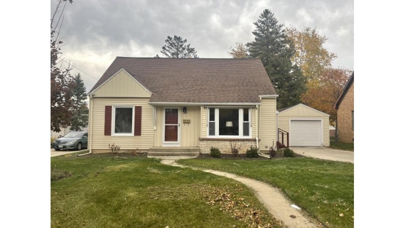 1044 7th Ave Grafton, WI 53024 by Realty Executives Integrity~Brookfield $289,900