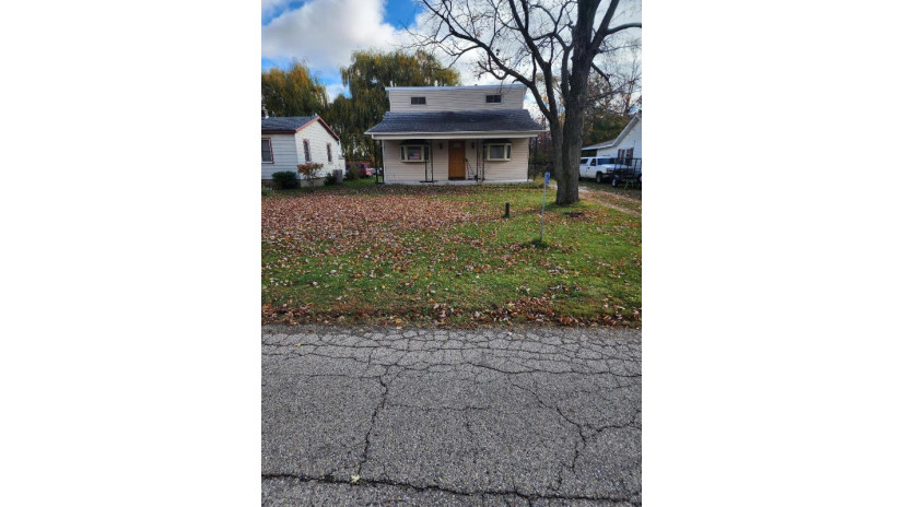 6915 317th Ave Wheatland, WI 53152 by Bob Hagemann Auction & Realty Service, LLC $98,400