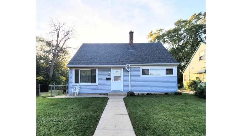 5315 N 45th St Milwaukee, WI 53218 by Realty Dynamics $169,900