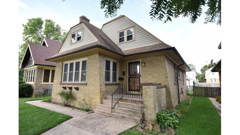 2819 N 54th St Milwaukee, WI 53210 by Realty Executives Integrity~NorthShore $199,999