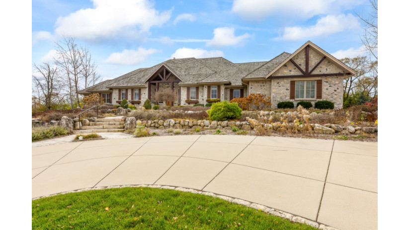 17005 Hidden Creek Ct Brookfield, WI 53005 by Shorewest Realtors $1,200,000