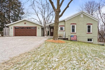 914 Oak St, Watertown, WI 53098-1206