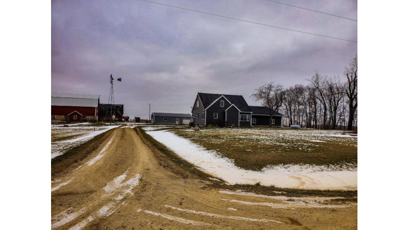 W1953 190th Ave Union, WI 54750 by Weiss Realty, LLC $398,000