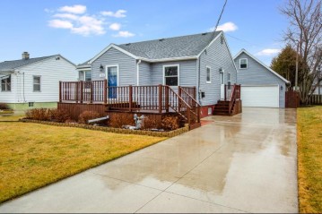 1010 25th St, Two Rivers, WI 54241