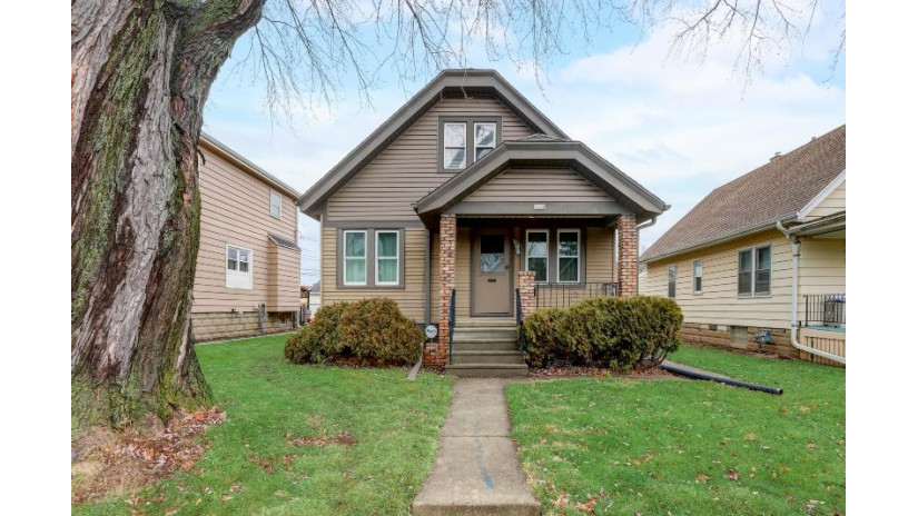 1426 S 95th St West Allis, WI 53214 by Redfin Corporation $204,900