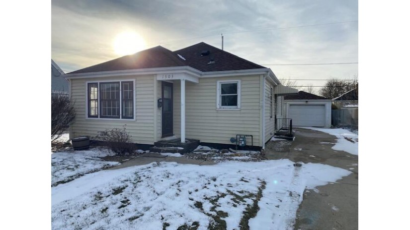 1303 Kingston Ave Racine, WI 53402 by RE/MAX Realty Pros~Milwaukee $114,400