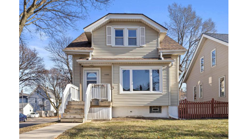 1100 S 76th St West Allis, WI 53214 by Keller Williams Realty-Milwaukee Southwest - 262-599-8980 $259,900