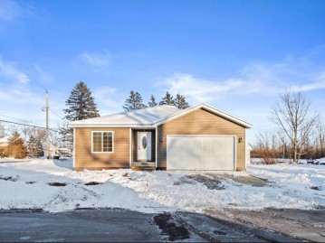 N1484 Chicago Dr, Bloomfield, WI 53128