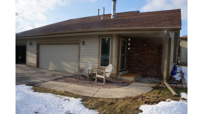 4908 S Imperial Cir Greenfield, WI 53220 by Fulton Grace Realty $222,000