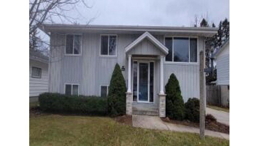 2327 42nd St Two Rivers, WI 54241 by NON MLS MCB $190,000