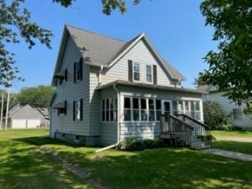 113 East 5th Avenue, Stanley, WI 54768