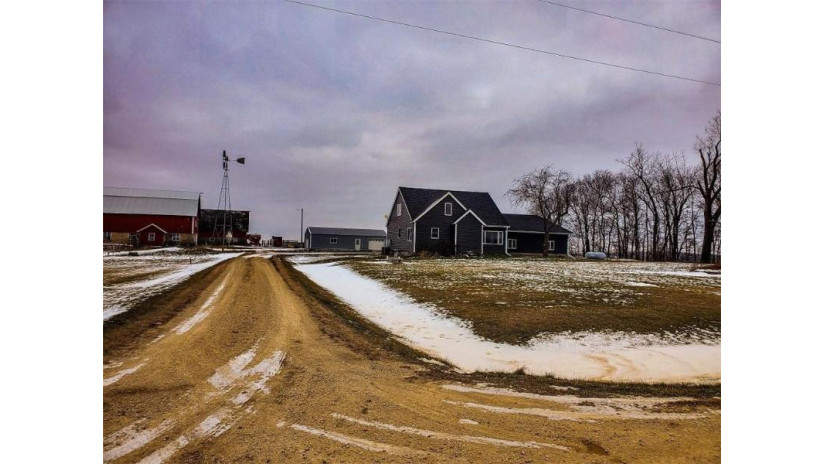 W1953 190th Avenue Maiden Rock, WI 54750 by Weiss Realty Llc $398,000