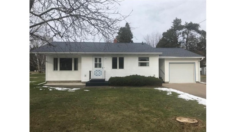 898 7th Street Park Falls, WI 54552 by Birchland Realty Inc./Park Falls $119,000