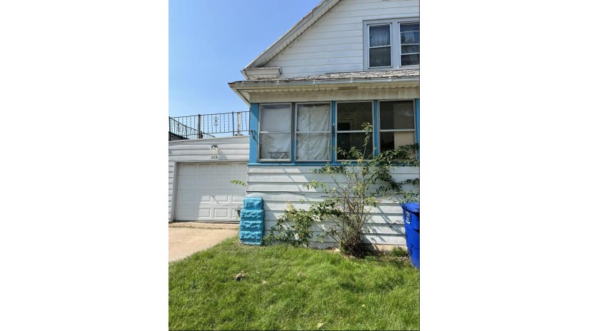 509 N Ashland Avenue Green Bay, WI 54303 by Keller Williams Green Bay - CELL: 920-712-4617 $74,000