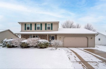 3634 Stanford Drive, Green Bay, WI 54229