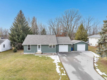 3053 Birch Road, Suamico, WI 54173