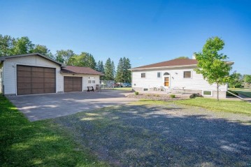 1001 23rd Ave E, Superior, WI 54880