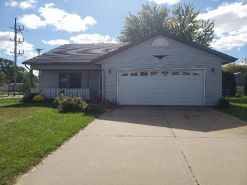 901 Lone Tree Ln, Prairie Du Sac, WI 53578-0000