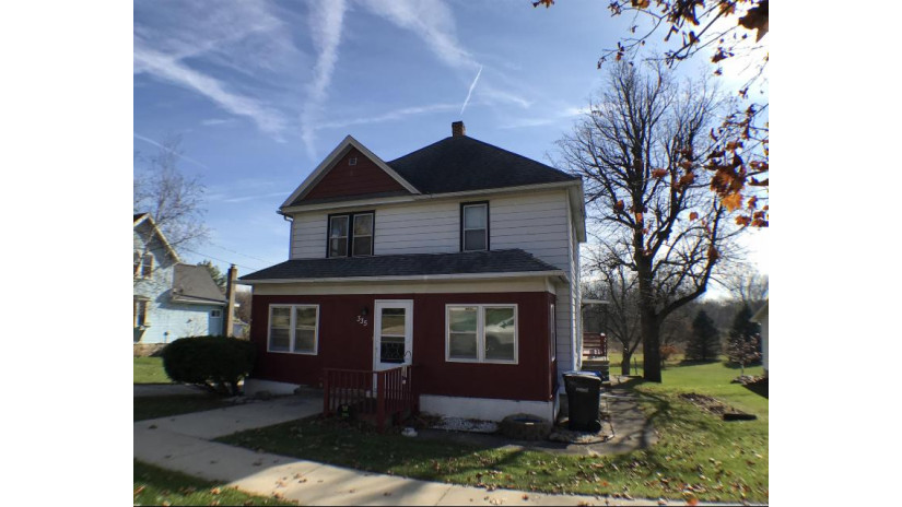 335 S Main St Fall River, WI 53932 by Keystone Realty - Pref: 920-484-8006 $150,000